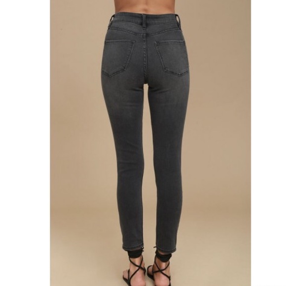 Amuse Society Distressed Jeans - Picture 4 of 8